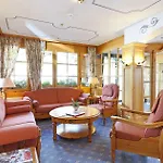 Derby Swiss Quality Grindelwald